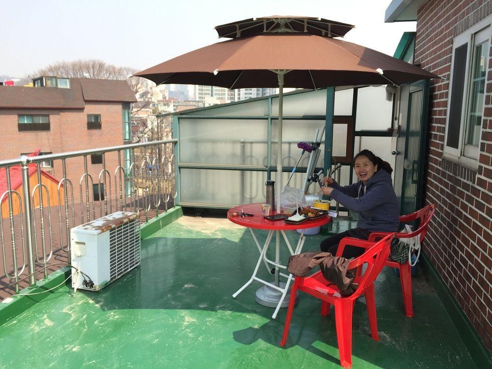 A Pousada Backpackers Inside Seul Exterior foto