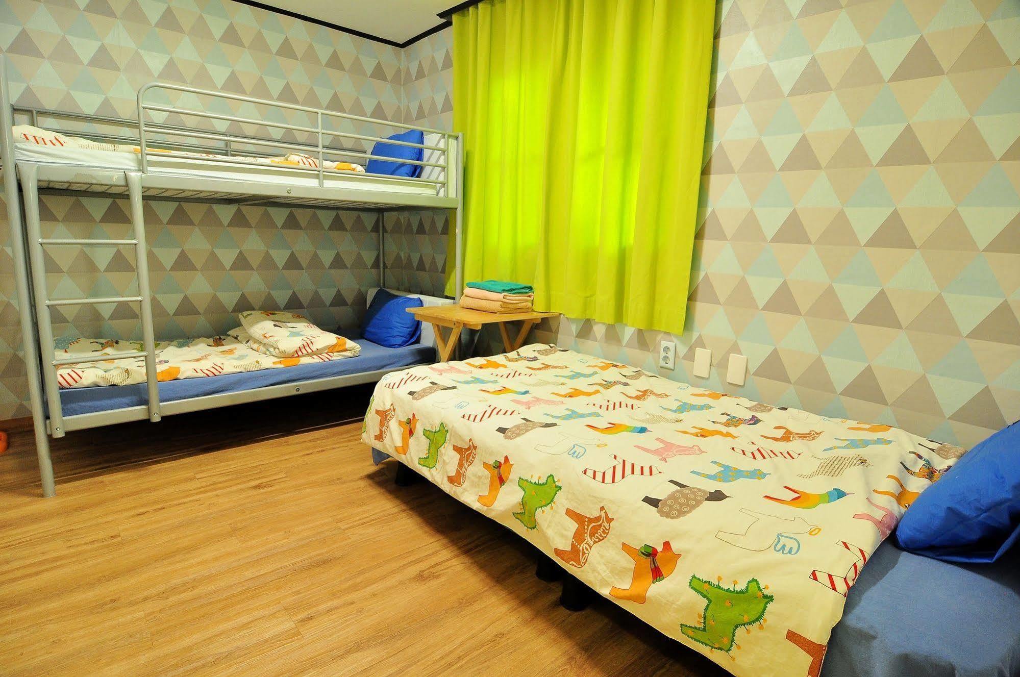 A Pousada Backpackers Inside Seul Exterior foto