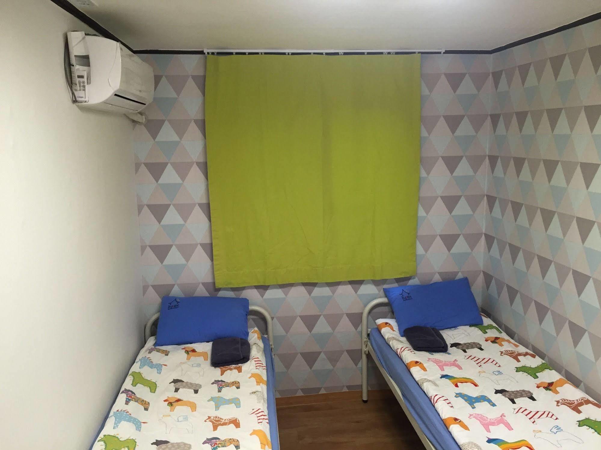A Pousada Backpackers Inside Seul Exterior foto